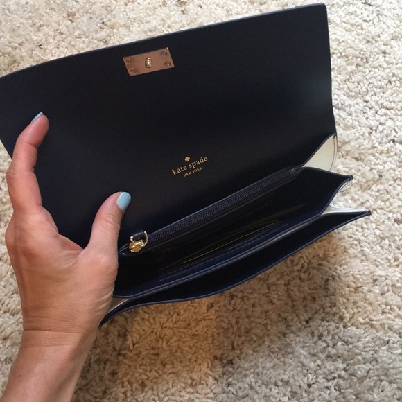 Kate spade wallet - Picture 2 of 4